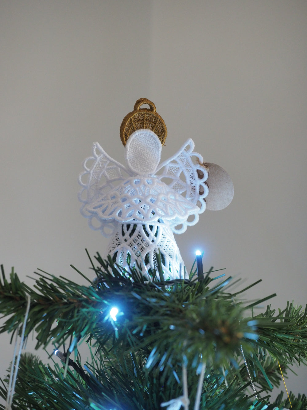 Lace Divine Angel Christmas Tree Decoration