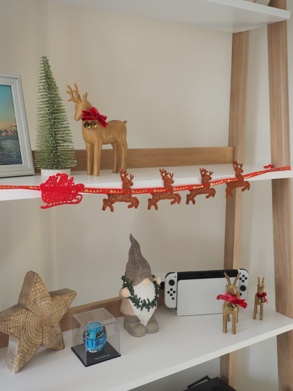 Santa's Flight Christmas Bunting