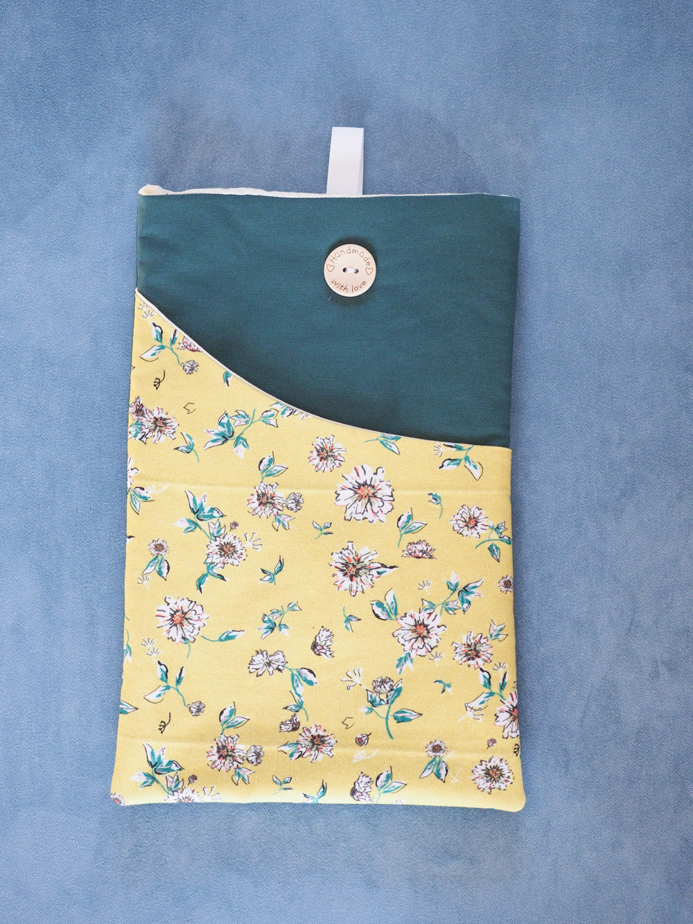 Padded Book Sleeve (Medium)